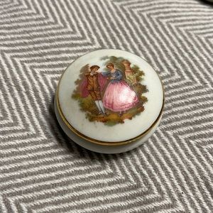 Vintage porcelain miniature trinket ring box Limoges France Porcelaine d’Art